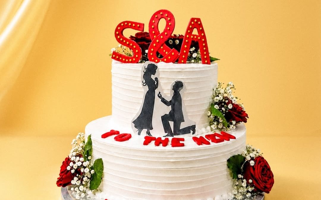 wedding cake by dotel fresh